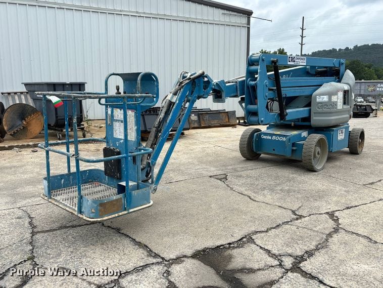 2012 Genie Z-40/23N Equipment Image0