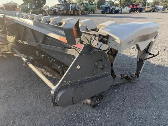 Image of Gleaner 3000 equipment image 1
