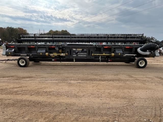 Image of Gleaner 9250-35 equipment image 3