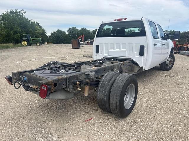 Image of GMC 3500 equipment image 3
