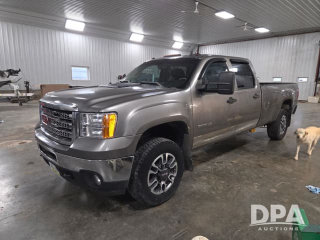 Image of GMC 3500HD equipment image 3