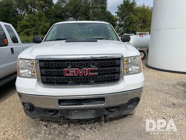 Image of GMC 3500HD equipment image 1