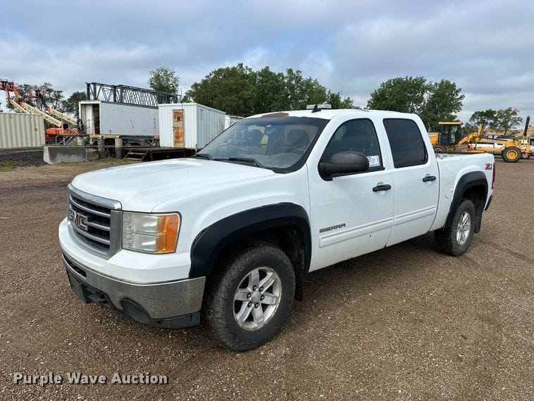 2012 GMC 1500 Equipment Image0