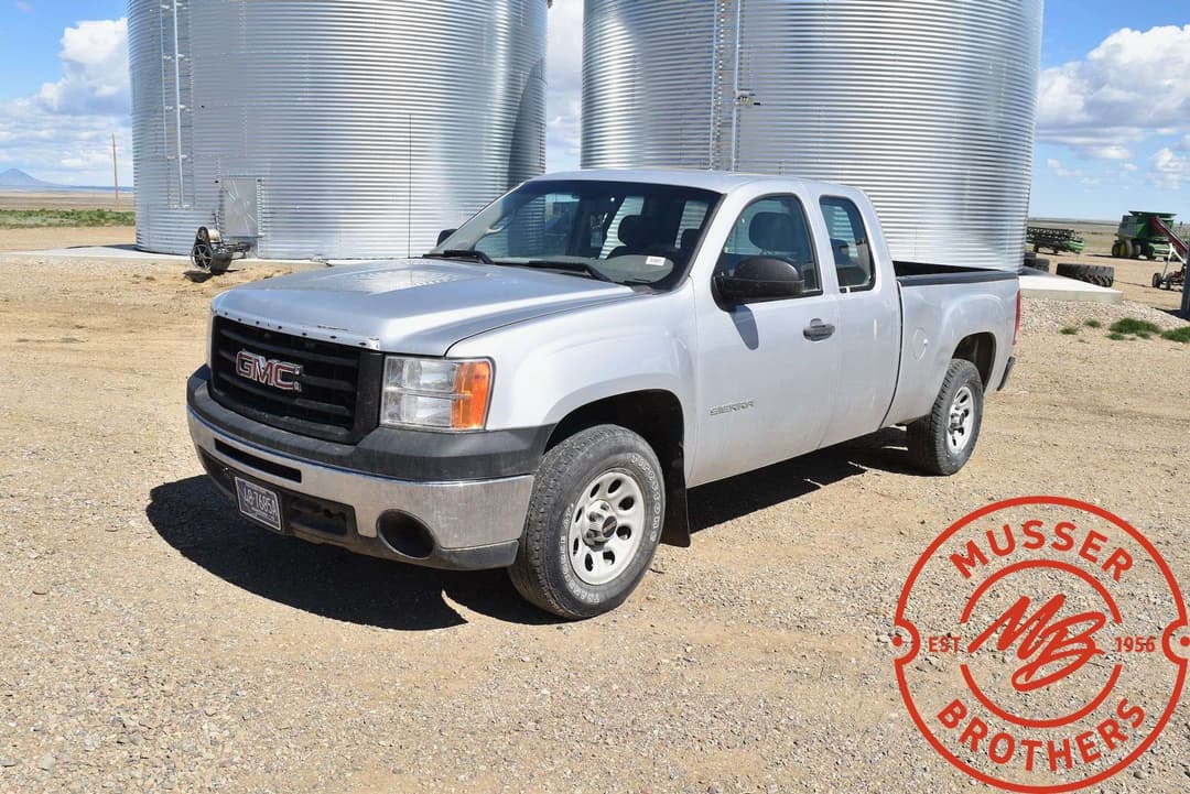 Image of GMC 1500 Primary image