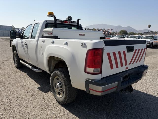 Image of GMC 2500 equipment image 3