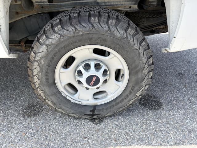 Image of GMC 2500 equipment image 4