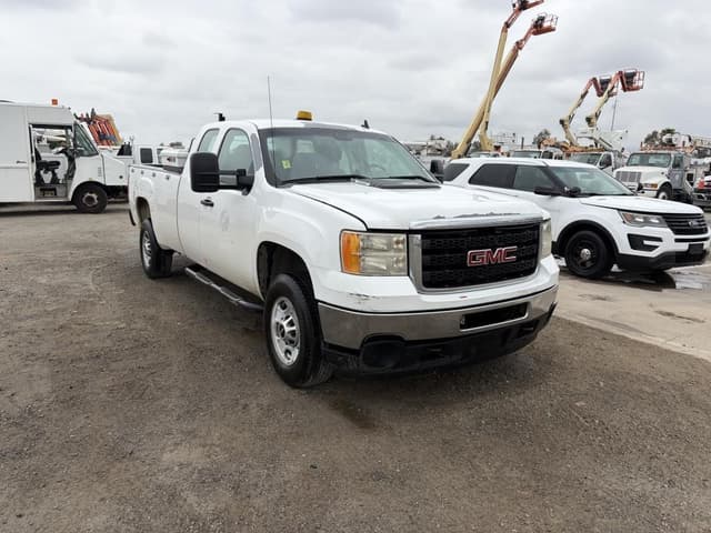 Image of GMC 2500 equipment image 1