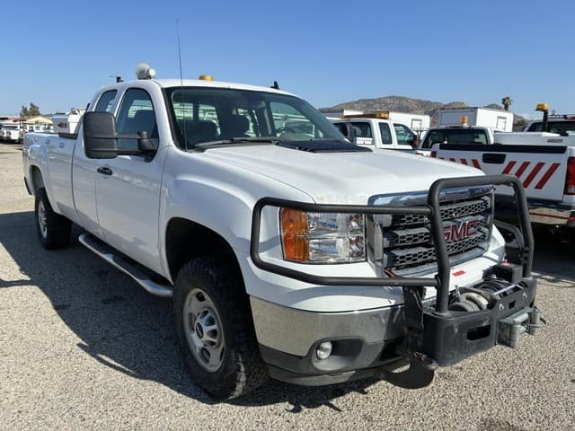 Image of GMC 2500 equipment image 1