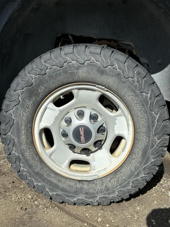 Image of GMC 2500 equipment image 4