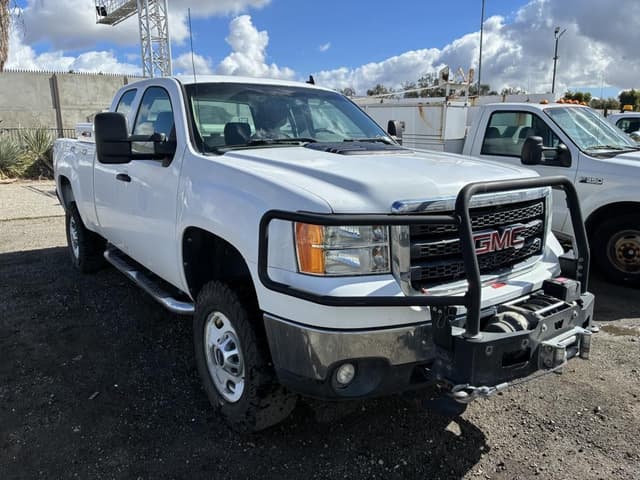Image of GMC 2500 equipment image 1