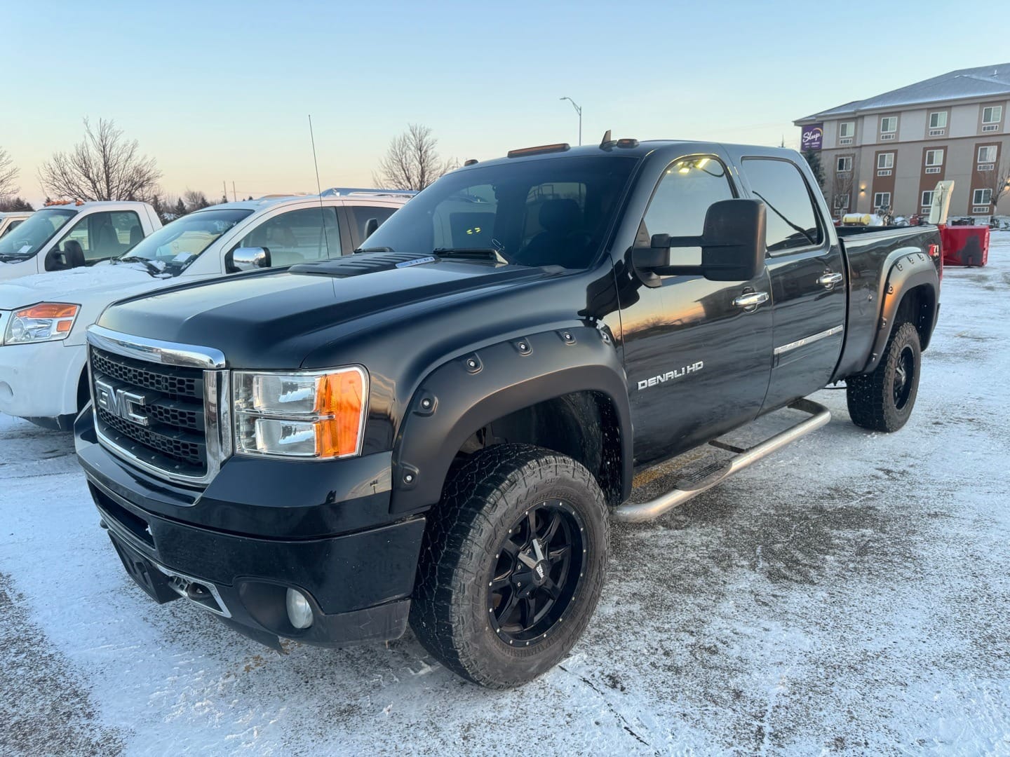 2012 GMC 3500 Equipment Image0