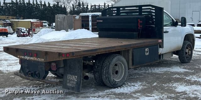 Image of GMC 3500 equipment image 4