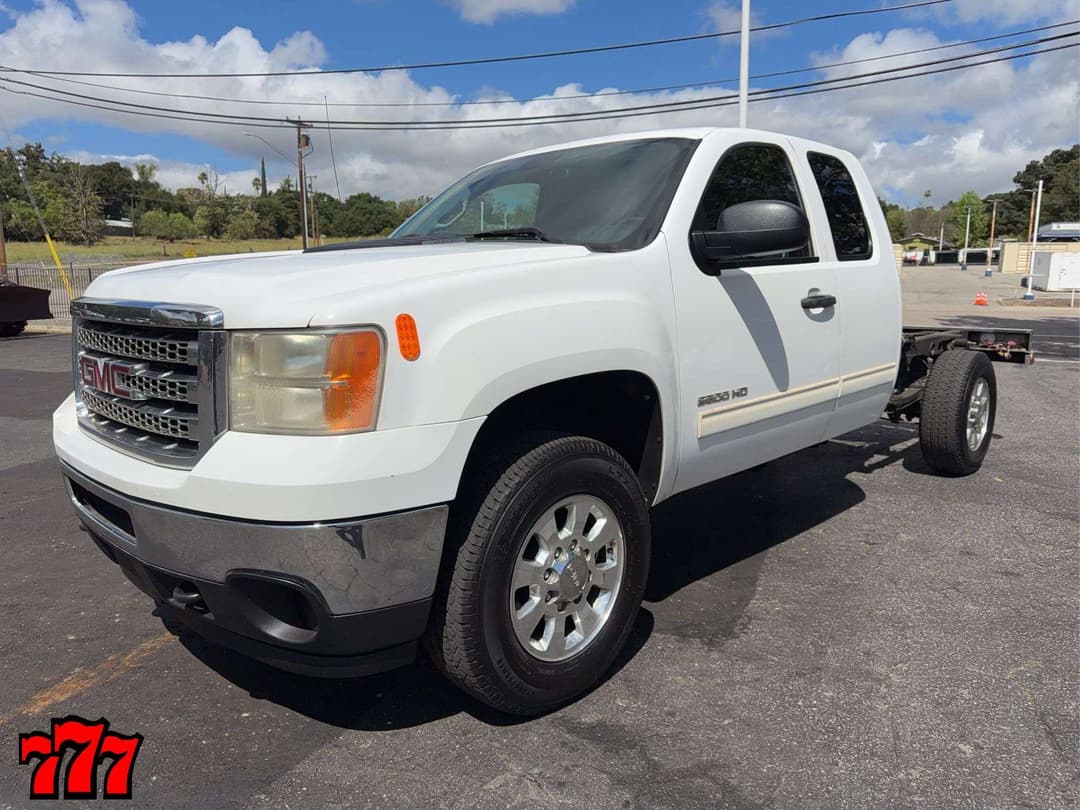 Image of GMC 2500HD Primary image