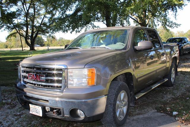 Image of GMC Sierra Primary image