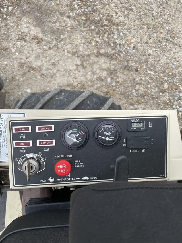 Image of Grasshopper 725D equipment image 3