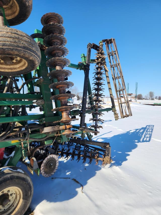 Image of Great Plains 2400TM equipment image 4