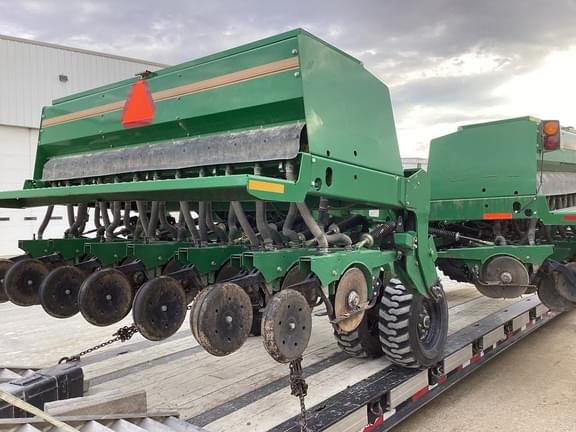 Image of Great Plains 3S3000HDF equipment image 3