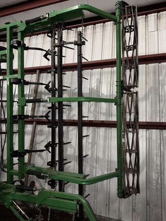 Image of Great Plains 8333DV equipment image 4