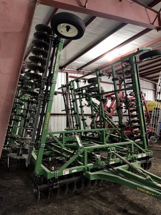 2012 Great Plains 8333DV Equipment Image0