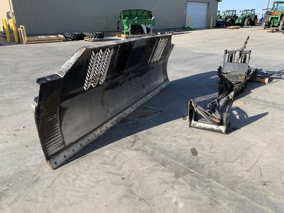 Image of Grouser AG 220 equipment image 1