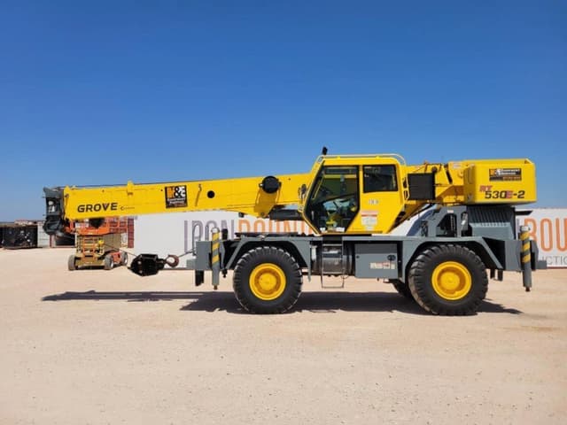 Image of Grove RT530E-2 equipment image 1