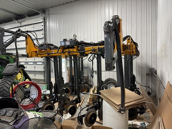 Image of Hagie NTB40 equipment image 4