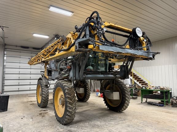 Image of Hagie STS10 equipment image 4