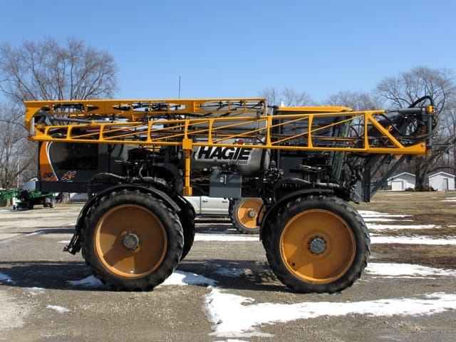 Image of Hagie STS12 equipment image 4