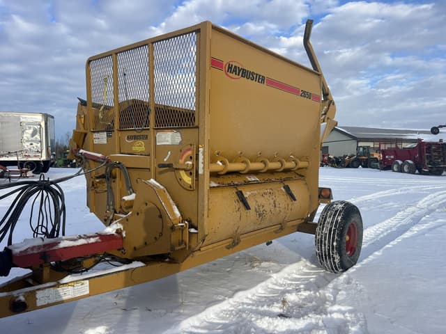 Image of Haybuster 2650 equipment image 1