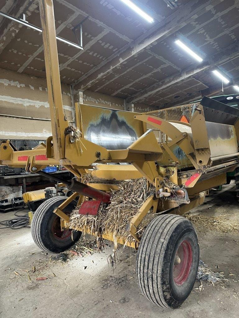 2012 Haybuster 2650 Equipment Image0