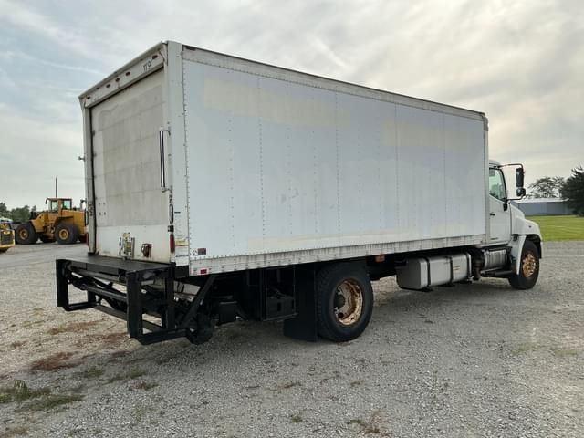 Image of Hino SW16 equipment image 4