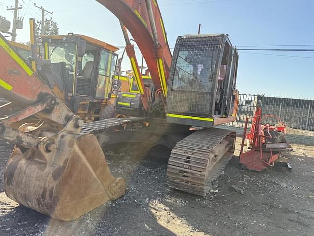 Image of Hitachi ZX200LC-3 equipment image 1