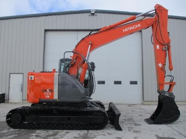 Image of Hitachi ZX135US-3 equipment image 3