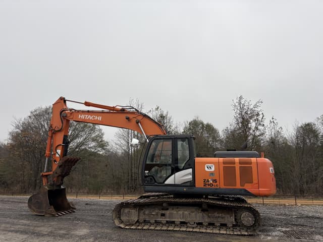 Image of Hitachi ZX210LC-5N equipment image 2