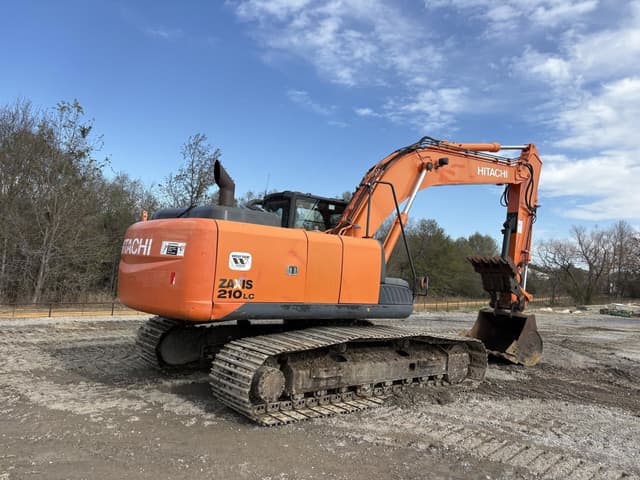 Image of Hitachi ZX210LC-5N equipment image 2
