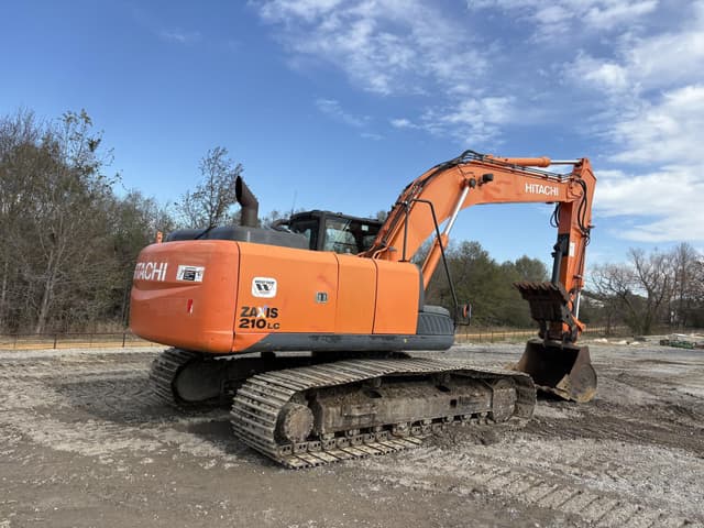 Image of Hitachi ZX210LC-5N equipment image 2