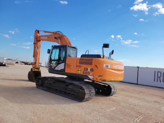 Image of Hitachi ZX250LC equipment image 2