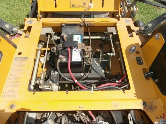 Image of Hustler FasTrak equipment image 4