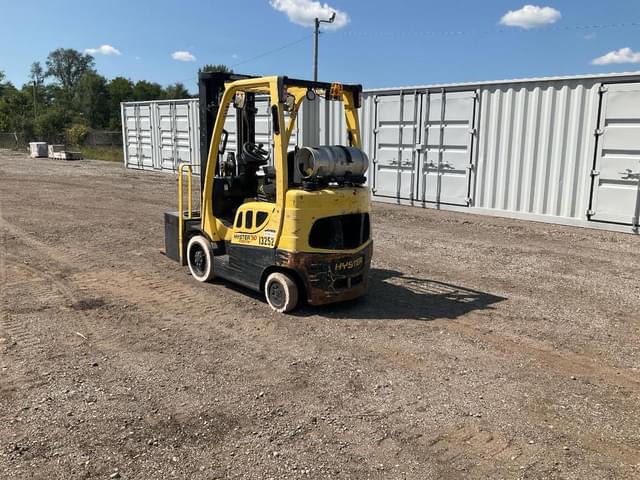 Image of Hyster S50FT equipment image 2