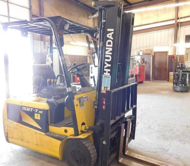 Image of Hyundai 15BT-7 equipment image 3