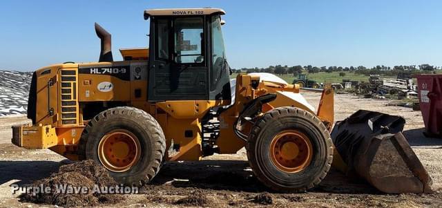 Image of Hyundai HL740-9 equipment image 3