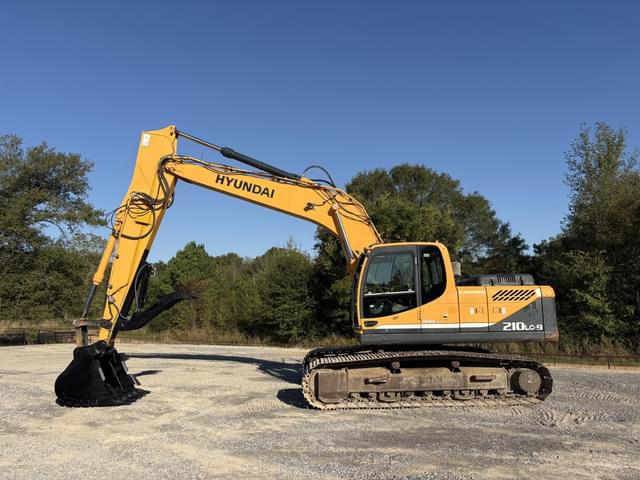 Image of Hyundai Robex 210LC-9 equipment image 2