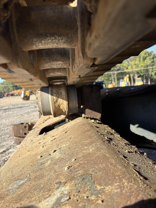 Image of Hyundai Robex 210LC-9 equipment image 3