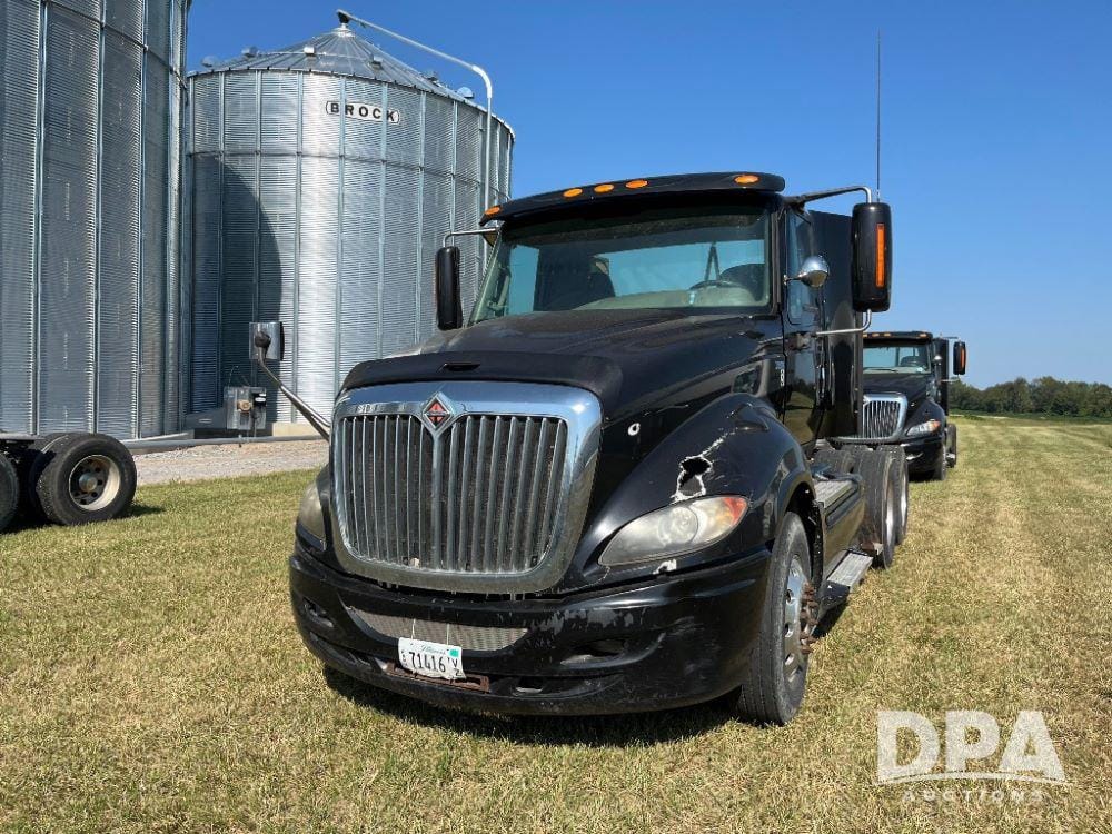 Main image International ProStar Plus 122