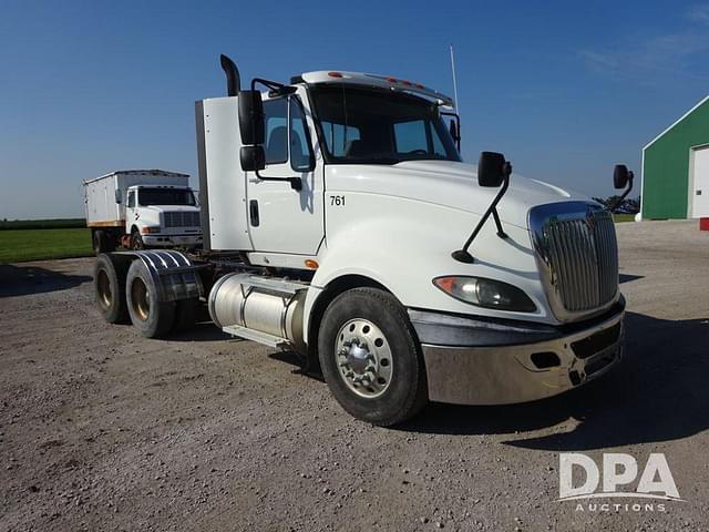 Image of International ProStar Plus 122 equipment image 1