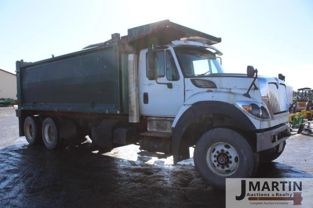 2012 International Workstar 760 Equipment Image0