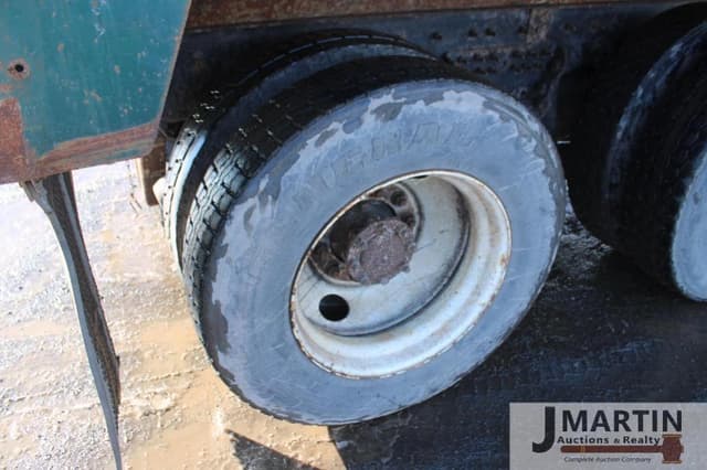 Image of International Workstar 760 equipment image 4