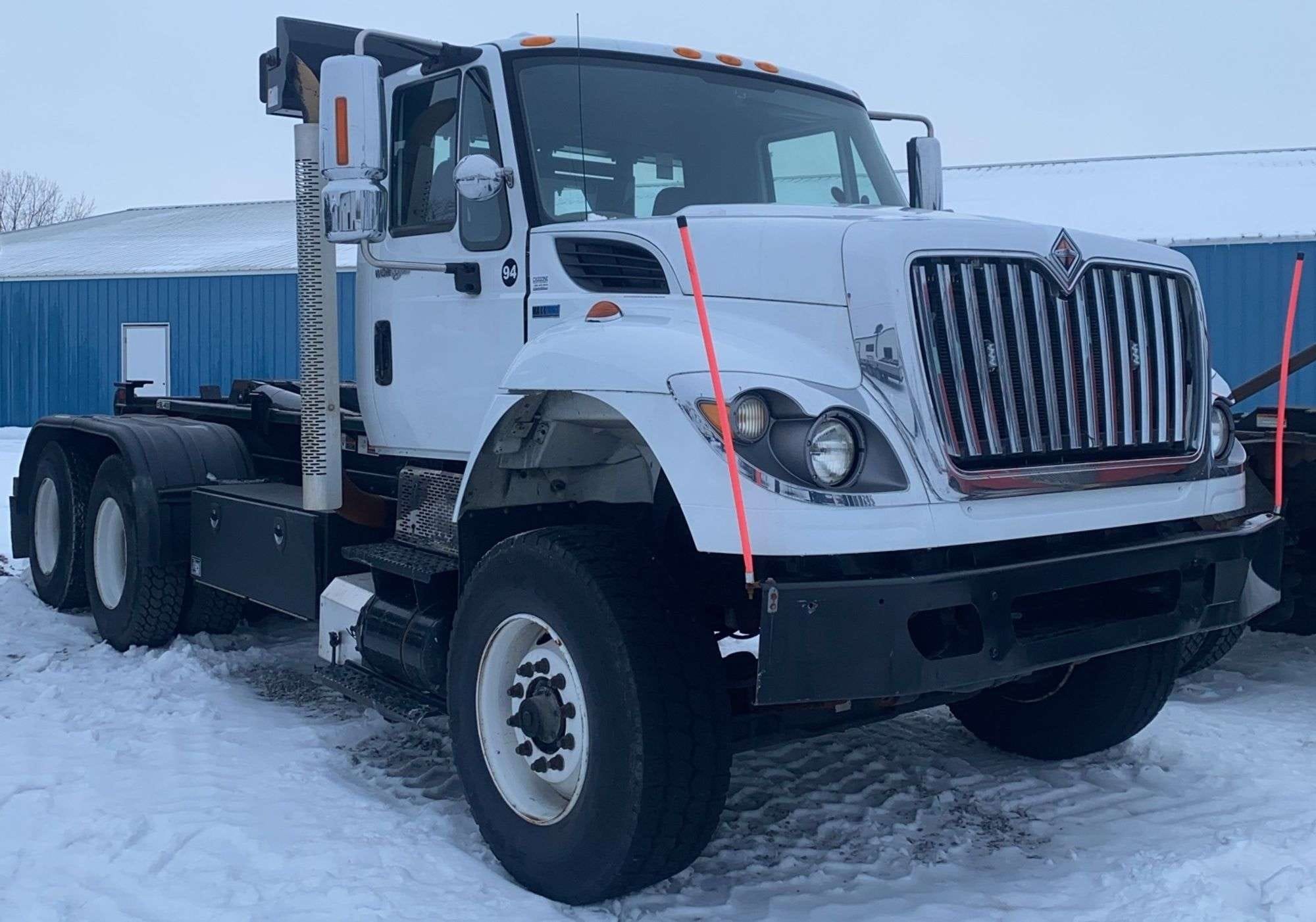 2012 International 7400 SBA Equipment Image0