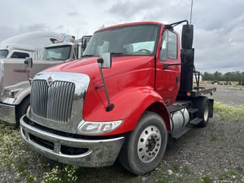 Main image International 8600