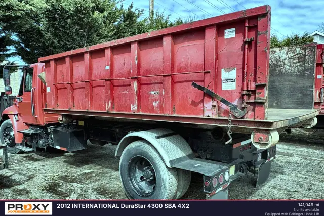 Image of International Durastar 4300 equipment image 2